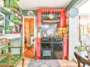 Photo 12- click for photo gallery